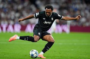 记者：奥蓬达买断条款与保级或出场无关，取决于尤文能否排名前十