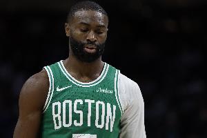 杰伦-布朗：我们团队的成长还处于初期 我会帮队友们减压