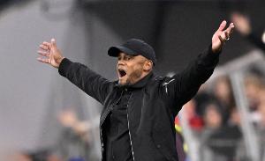 拜仁连续19场德甲主场比赛进球2+，上次进球少于2粒就是对阵药厂