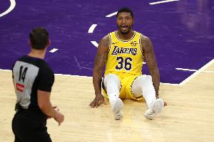 东契奇：很高兴斯玛特在我们阵中 他的影响力简直难以置信