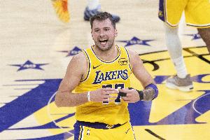 东契奇：非常享受和这些家伙一起打球 所有上场球员都全力以赴