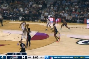 乱箭穿心！米切尔不犹豫三分再中 骑士轰出17-4开局！